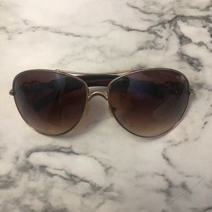 big brown sunglasses